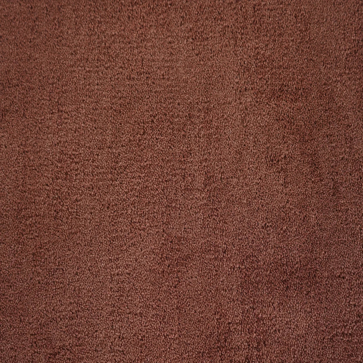 Hand Tufted Wool Rug in Solid Brown – Elegant & Durable Floor Covering