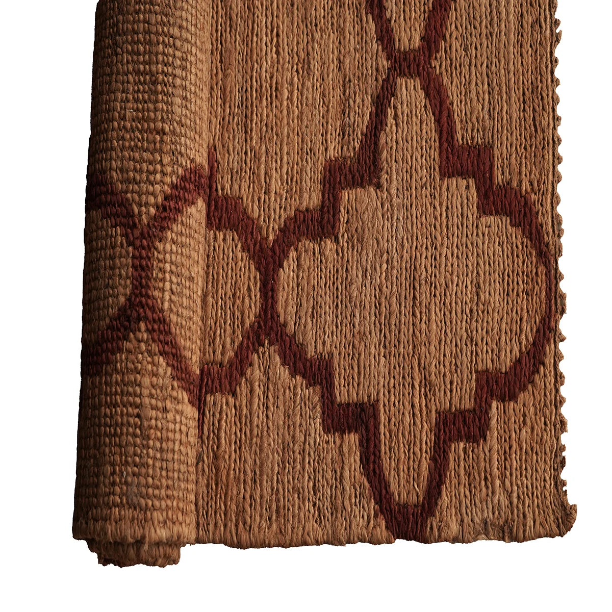 Handwoven Jute Rug with Geometric Pattern – Natural & Durable Floor Décor